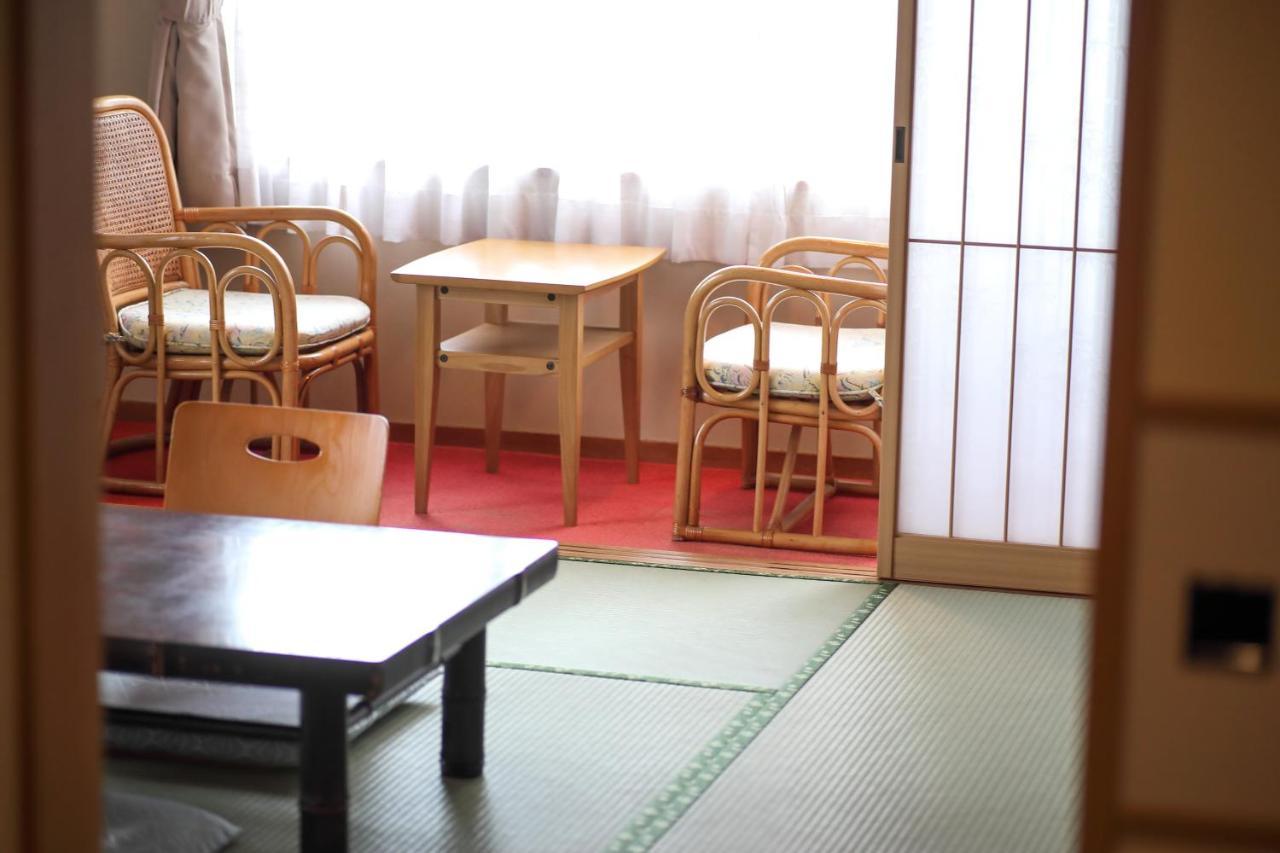 Tsukasaya Ryokan Tsuruoka Eksteriør billede