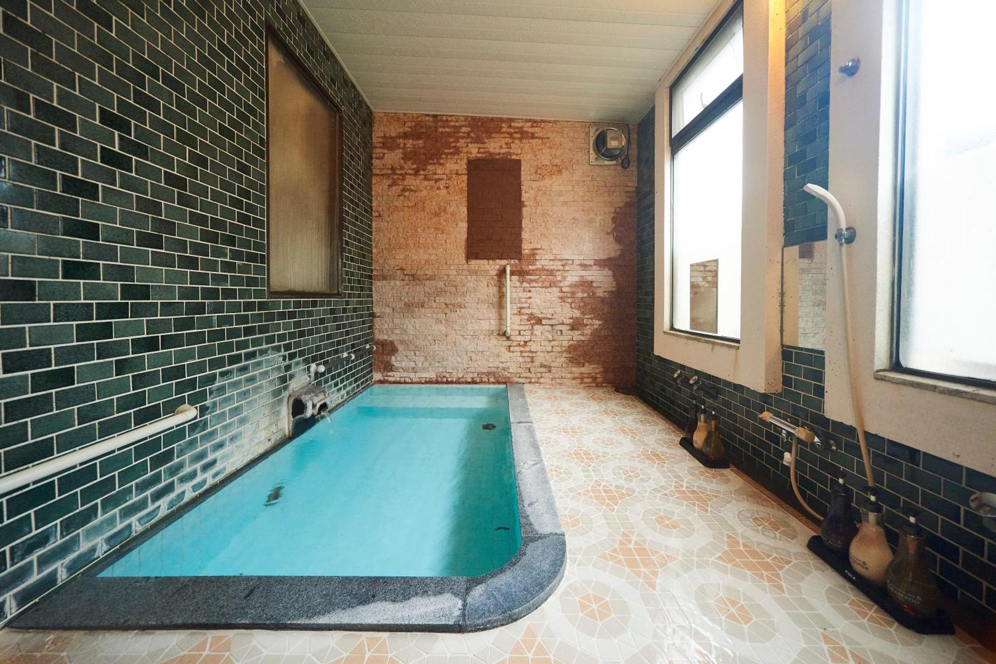 Tsukasaya Ryokan Tsuruoka Eksteriør billede